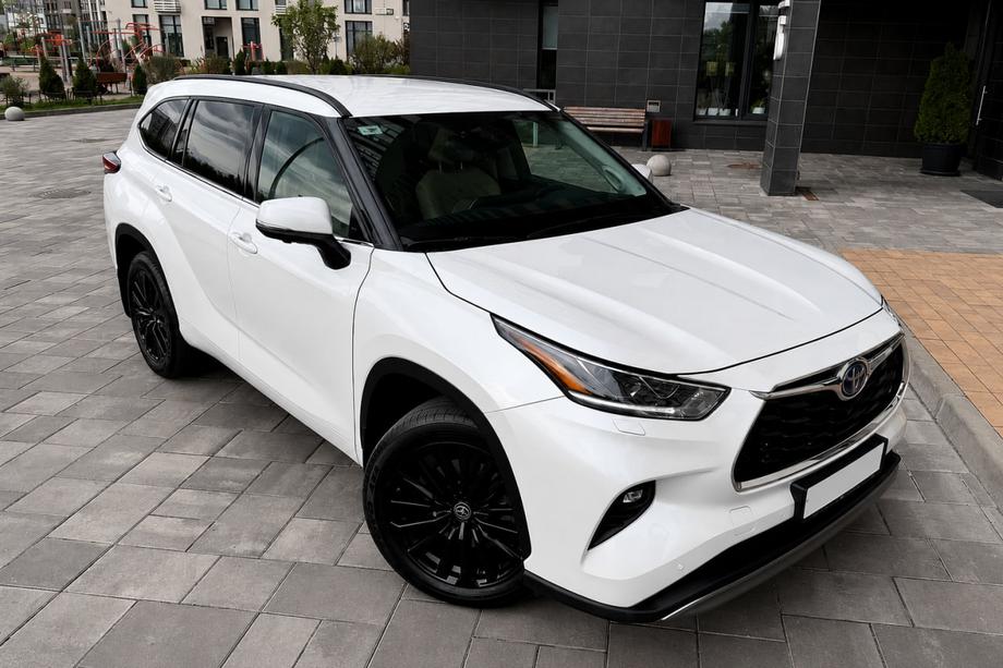 Toyota Highlander 2019– Střešní podélníky černé OEM (ABS plast) Image