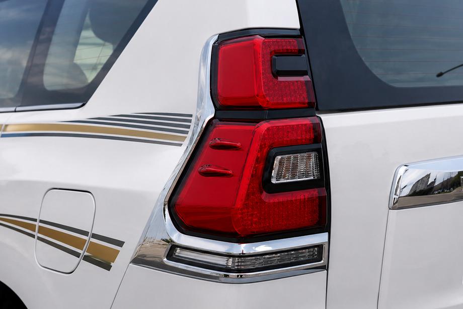 Toyota Land Cruiser Prado 150 2009–2023 Zadní LED světla Chrome V1 (2017-2023, 2 ks) Image