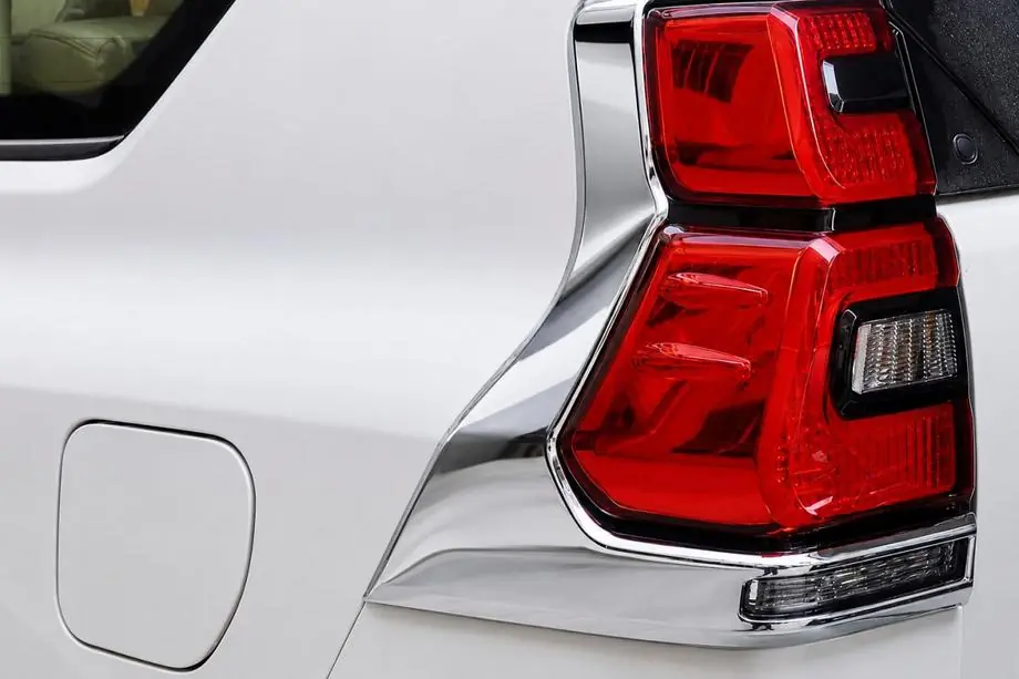 Toyota Land Cruiser Prado 150 2009–2023 LED zadní světla Chrome V2 (2017-2023, 2 ks) Image
