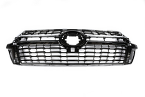 Toyota Land Cruiser 200 2007–2021 Restylingový bodykit z LC200 2008-2015 na 2021 Executive FULL (kompletní) fotografie 2