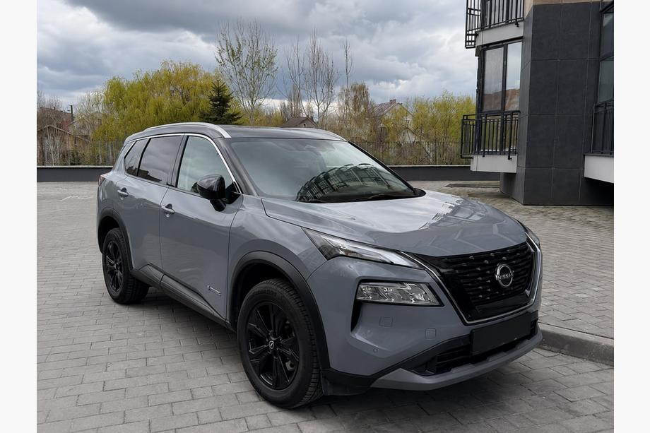 Nissan X-trail T33/Rogue 2022– Integrované střešní ližiny šedé OEM (ABS plast) Image