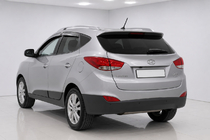 Hyundai IX-35 2010–2015 Střešní ližiny šedé OEM (hliník, montáž lepením) fotografie 3