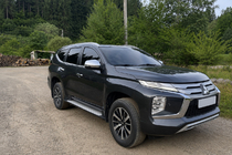 Mitsubishi Pajero Sport 2015– Integrované střešní ližiny šedé OEM (2019-, hliník) fotografie 2