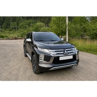 Integrované střešní ližiny šedé OEM (2019-, hliník) Mitsubishi Pajero Sport 2015– fotografie 1