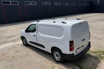 Citroen Berlingo/Multispace 2018– Chromované střešní ližiny (turecký design) Long, kovové nohy fotografie 6