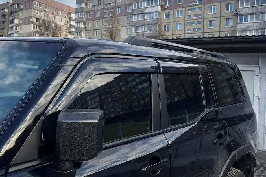 Toyota Land Cruiser Prado 250 2023– Okenní deflektory Niken Luxury (4 ks) Image