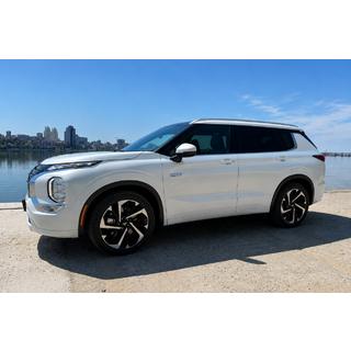 Integrované střešní podélníky šedé OEM (hliník) Mitsubishi Outlander 2021– fotografie 1