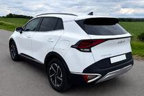 Kia Sportage 2021– Integrované střešní ližiny černé OEM (ABS plast, montáž lepením) fotografie 2