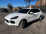 Porsche Cayenne 2018– Integrované střešní ližiny černé OEM (hliník, montáž lepením) fotografie 1
