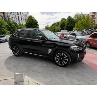 Integrované střešní ližiny chrom OEM (hliník) BMW X3 G01 2018– fotografie 2