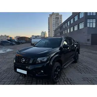 Černé OEM střešní ližiny (ABS plast, montáž lepením) fotografie 2