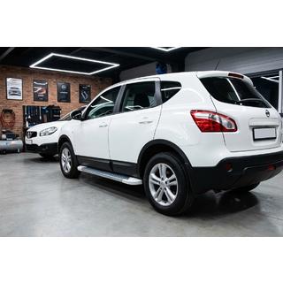 Boční nášlapy Allmond White (2 ks, hliník) Nissan Qashqai 2007–2010 fotografie 1