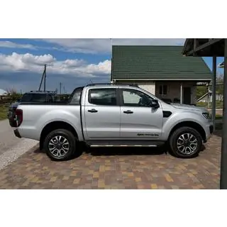 Černé OEM střešní ližiny (ABS plast, montáž lepením) Ford Ranger 2011–2022 fotografie 2