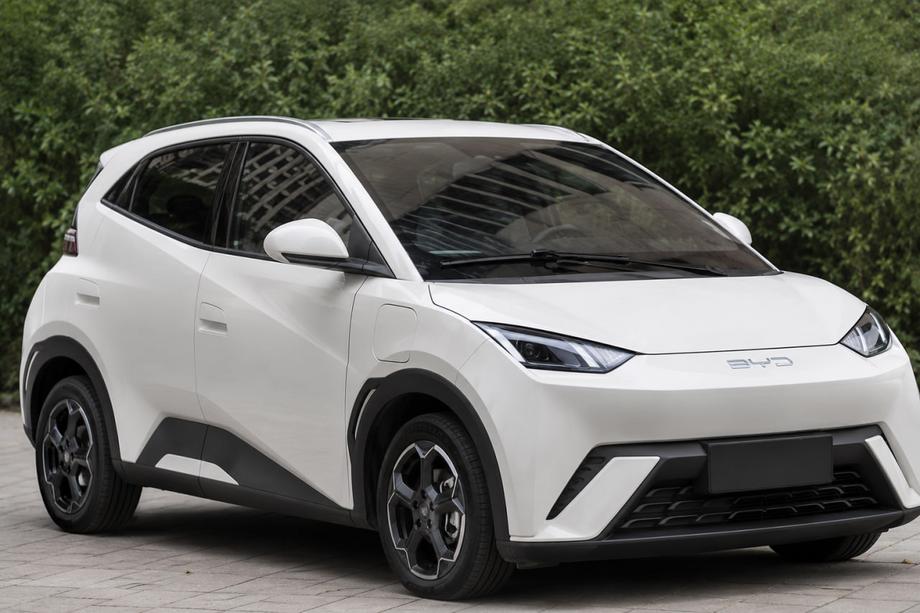 BYD Dolphin 2025– Strešní relingy šedé OEM (ABS plast, montáž lepením) Image