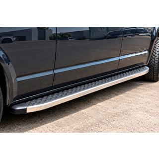 Boční prahy BlackLine (2 ks, hliník) Volkswagen T5 Transporter 2003–2010 fotografie 1