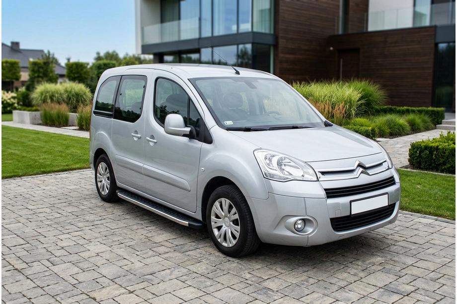 Citroen Berlingo 2008–2018 Boční prahy BlackLine (2 ks, hliník) Image
