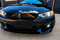 BMW řada 4 F32/F33/F36 2012–2020 Přední lip spoiler MP-Style (pro M-Sport, černý lesk) fotografie 2