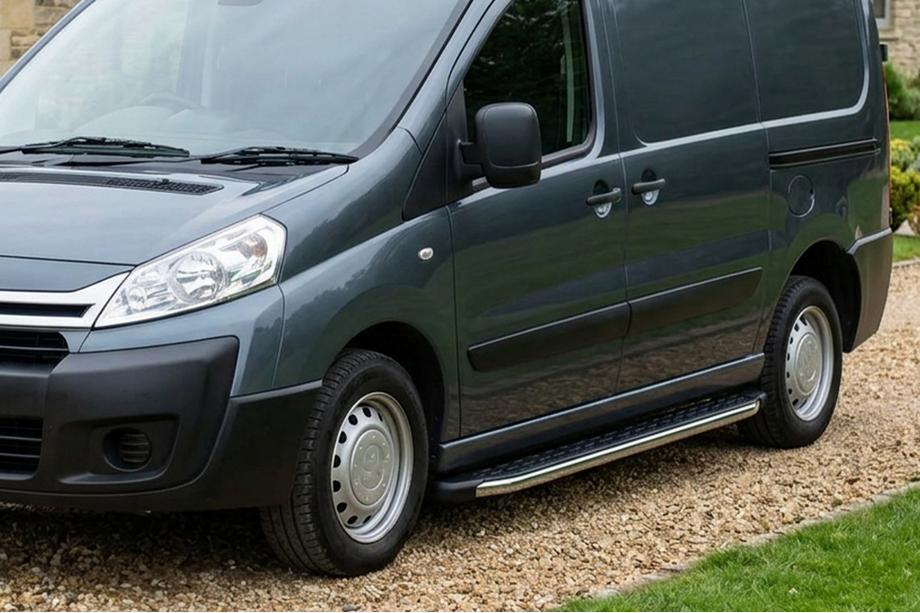 Fiat Scudo 2007–2015 Boční prahy BlackLine (2 ks, hliník) Image