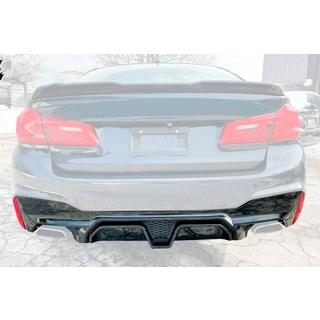 Difuzor zadního nárazníku ve stylu CS (pro M-Sport/M5 F90, ABS) fotografie 1