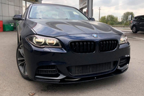 BMW řada 5 F10/F11 2010–2016 Přední lip spoiler (nástavec nárazníku) MP-Style (pro M-Performance, černý lesk) fotografie 2
