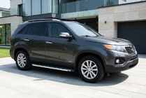 Kia Sorento II XM 2009–2014 Boční prahy BlackLine (2 ks, hliník) fotografie 1