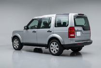 Land Rover Discovery IV 2009–2017 Boční prahy BlackLine (2 ks, hliník) fotografie 1