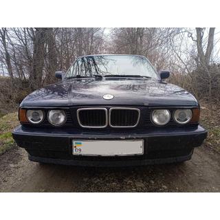 Mračítka na světlomety (2 ks, černé) BMW řady 5 E34 1988–1995 fotografie 2