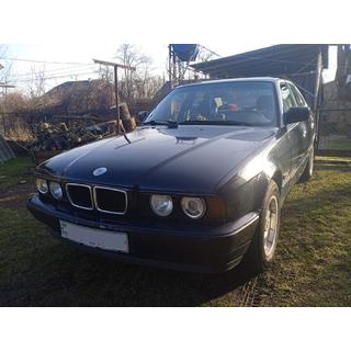 Mračítka na světlomety (2 ks, černé) BMW řady 5 E34 1988–1995 fotografie 4