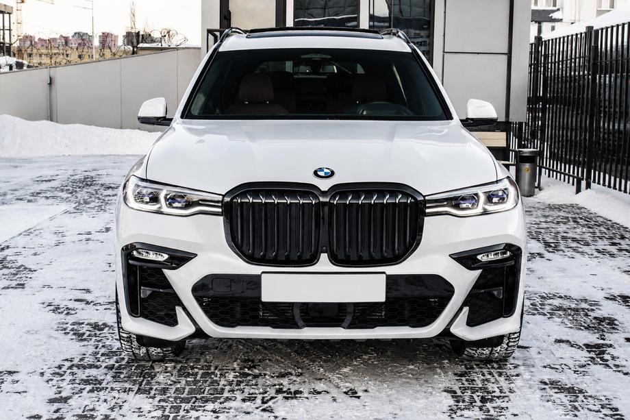BMW X7 G07 2019– Přední nárazník M-Sport (2019-2023) Image