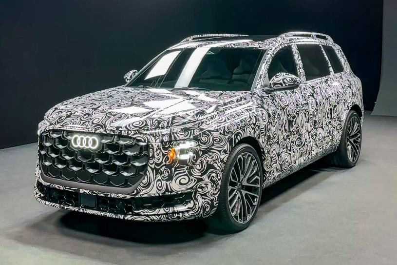 Audi Q9 se chystá na debut: hlavní konkurent BMW X7 a Mercedes GLS