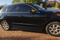 Audi Q5 2008–2017 Boční nášlapy Premium Black (2 ks, nerez) fotografie 2