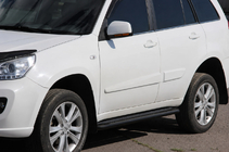 Chery Tiggo 1 2005–2016 Boční nášlapy Premium Black (2 ks, nerez) fotografie 3