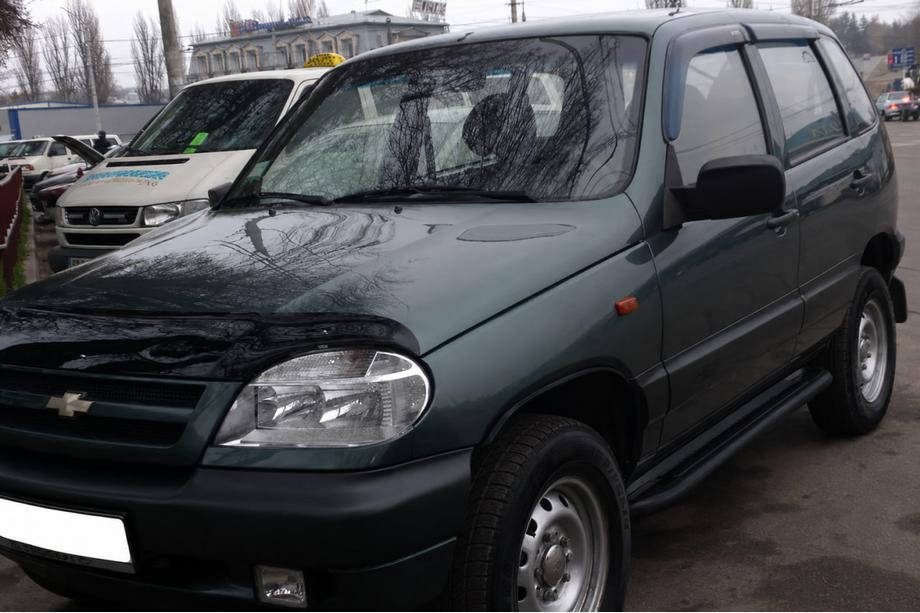 Chevrolet Niva 1998–2020 Boční nášlapy Premium Black (2 ks, nerez) Image