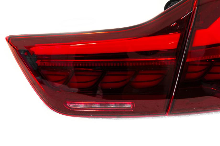 BMW řada 4 F32/F33/F36 2012–2020 Zadní světla M4 Style Red Fotografie 7