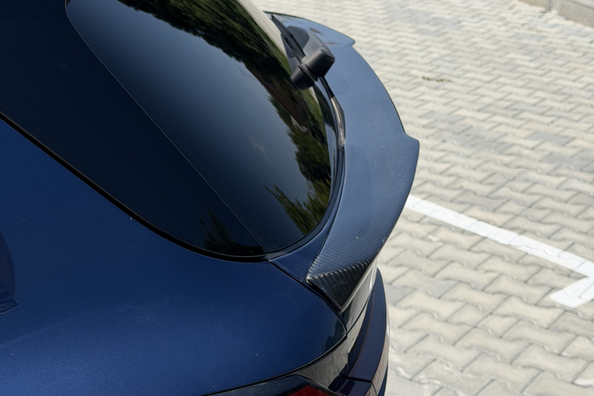 BMW X5 G05 2018 → X5M 2025: kompletní update s karbonovým bodykitem a M volantem Fotografie 5