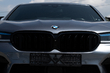 Z obyčejné BMW G30 na M5 Competition 2021: co bylo namontováno fotografie 27