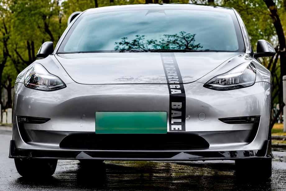 Tesla Model 3 2017– Přední nárazníkový lip spoiler Lip Turbo (pro 2017–2023) Image