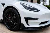 Tesla Model S 2012– Přední nárazníkový lip Lip Fast (pro 2021+) fotografie 3