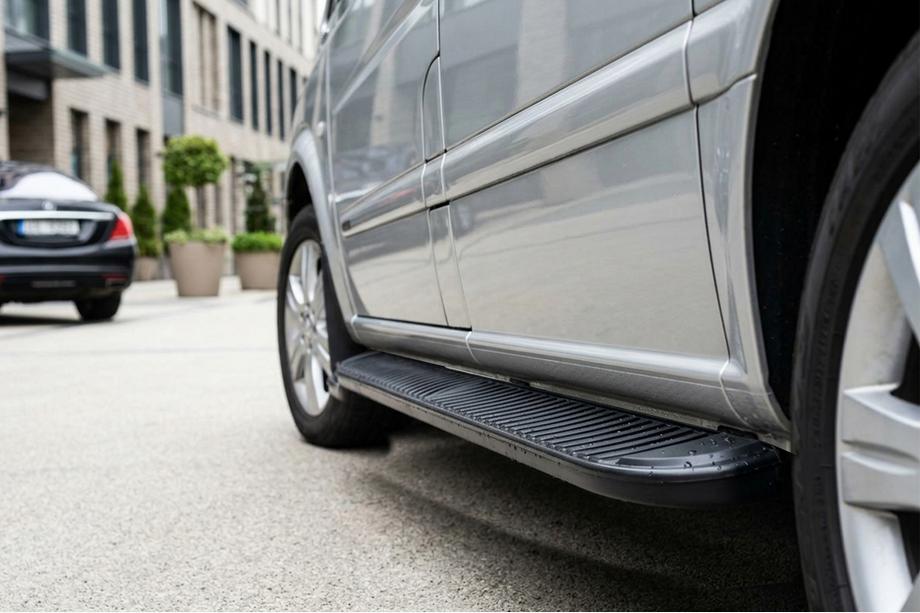 Mercedes Vito/V-class W447 2014– Boční nášlapy Tayga Black (2 ks, hliníkové) Image