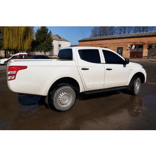 Boční nášlapy Premium (2 ks, nerez) Black Fiat Fullback 2016– fotografie 1