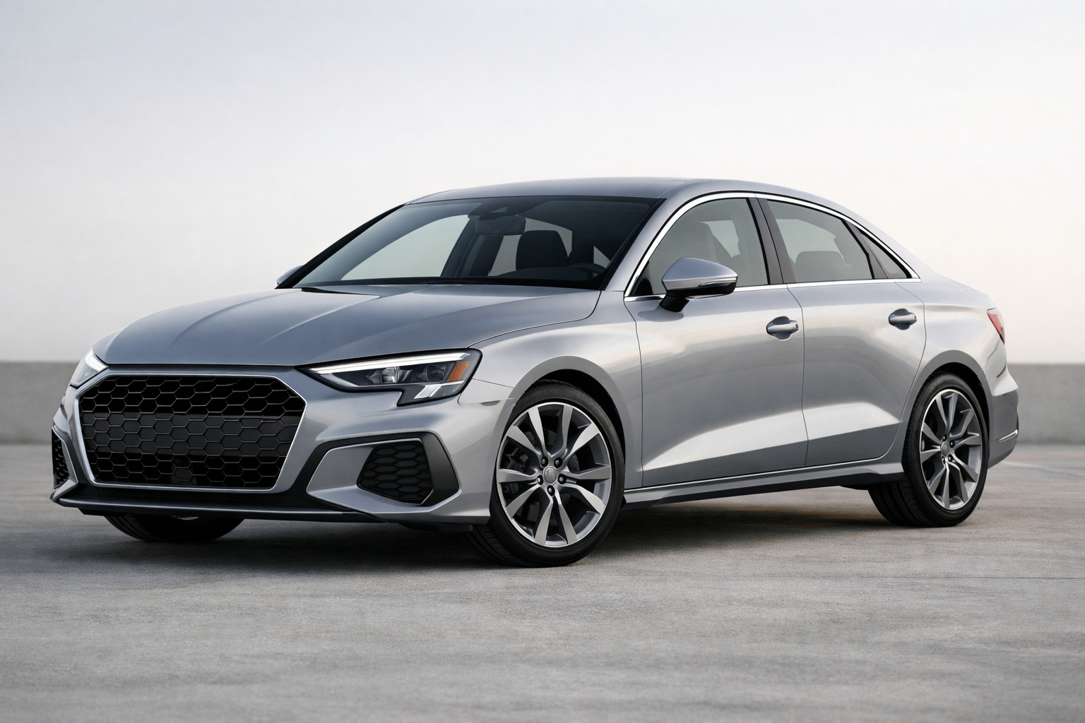 Recenze Audi A3 Sedan 4. generace: kompaktní prémiový sedan na každý den