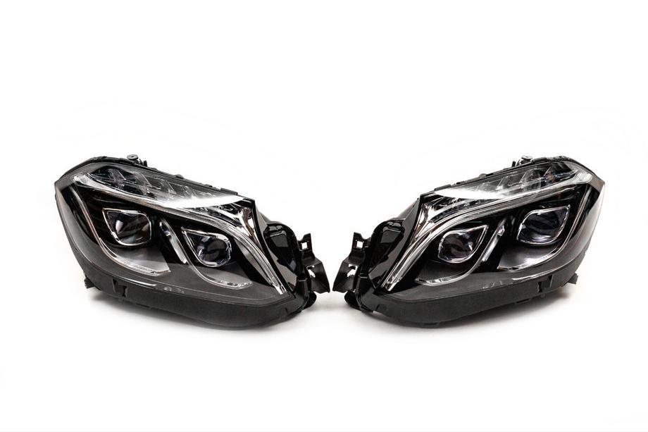 Mercedes GL/GLS třída X166 2012–2019 Přední světlomety Xenon na LED (pro vozy přestavěné z GL na GLS, 2 ks) Image