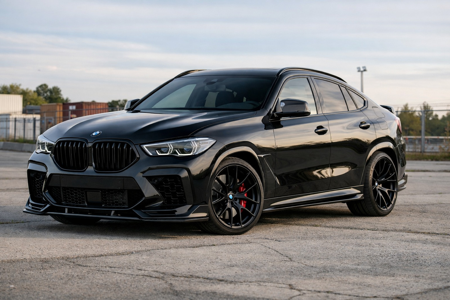 Co dát na BMW X6 G06 po koupi pro agresivnější vzhled