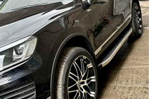 Volkswagen Touareg 2002–2010 Boční prahy BlackLine (2 ks, hliník) fotografie 8