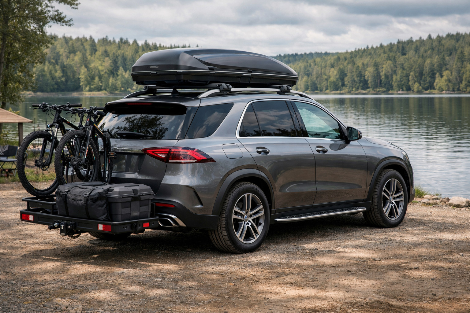 Co dát na Mercedes GLE W167 pro rodinné cesty a střešní náklad