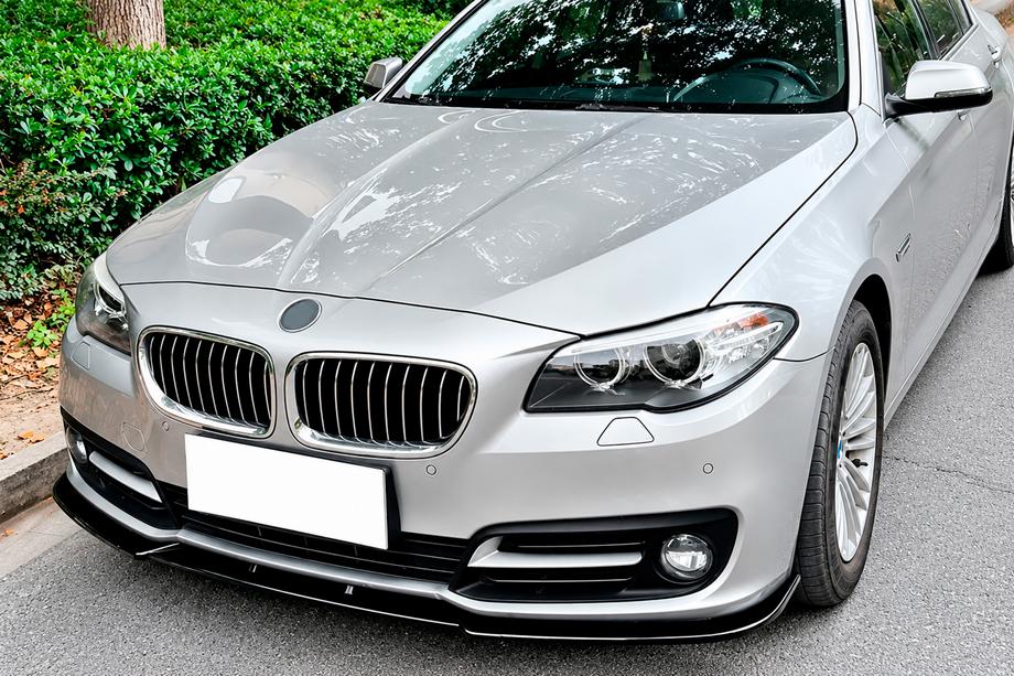 BMW řada 5 F10/F11 2010–2016 Přední lip spoiler DPT (Base, F10, 2014-2017, černý lesk) Image