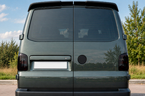 Volkswagen T5 Transporter 2003–2010 Spoiler DPT (dvoukřídlé zadní dveře, černý lesk) fotografie 1