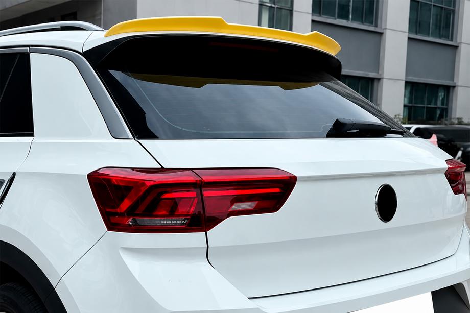 Volkswagen T-Roc 2017–2025 Spoiler DPT (černý lesk) Image