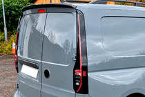 Volkswagen Caddy 2020– Spoiler (2dveřový, černý lesk) fotografie 1
