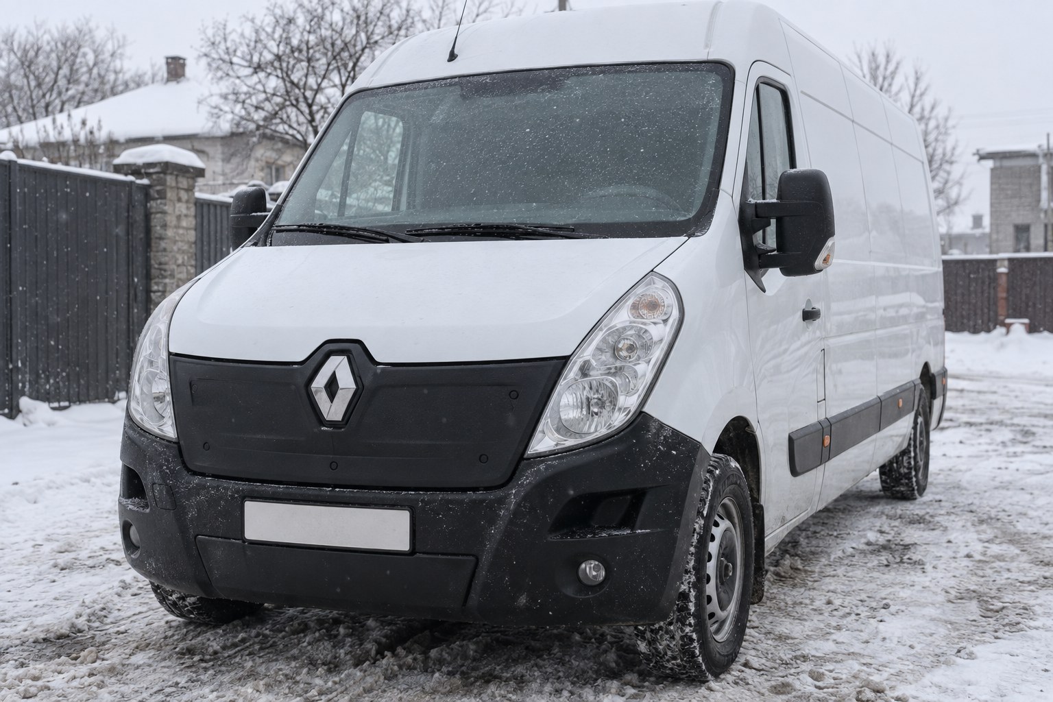 Zimní kryt na Renault Master, Trafic, Kangoo, Opel Vivaro a Ford Transit: kterou mřížku zakrýt